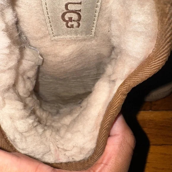 UGG Women’s Size 11 Chestnut Suede Shearling Slippers - Picture 5 of 10